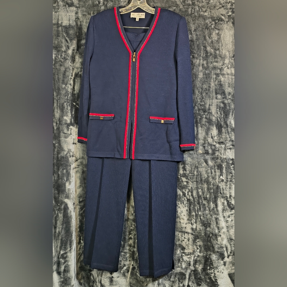 St. John Collection Deep Blue Knit Top And High Rise Straight Leg Pant Suit 10